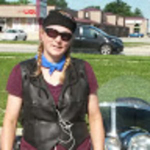 Meet your Posher, April